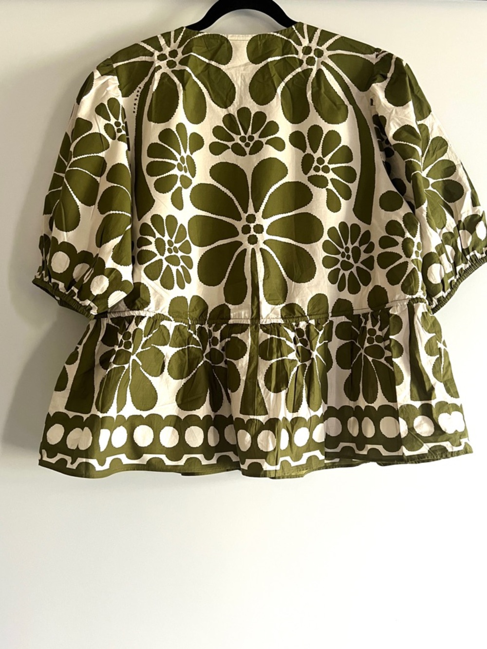 FARM Rio Green Palermo Drawstring Cinch-Waist Blouse Size Large NWT - Picture 5 of 16